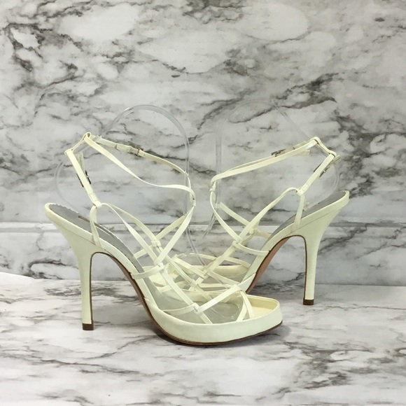 Report Signature Women's Cream Strappy Sandals - Picture 6 of 12